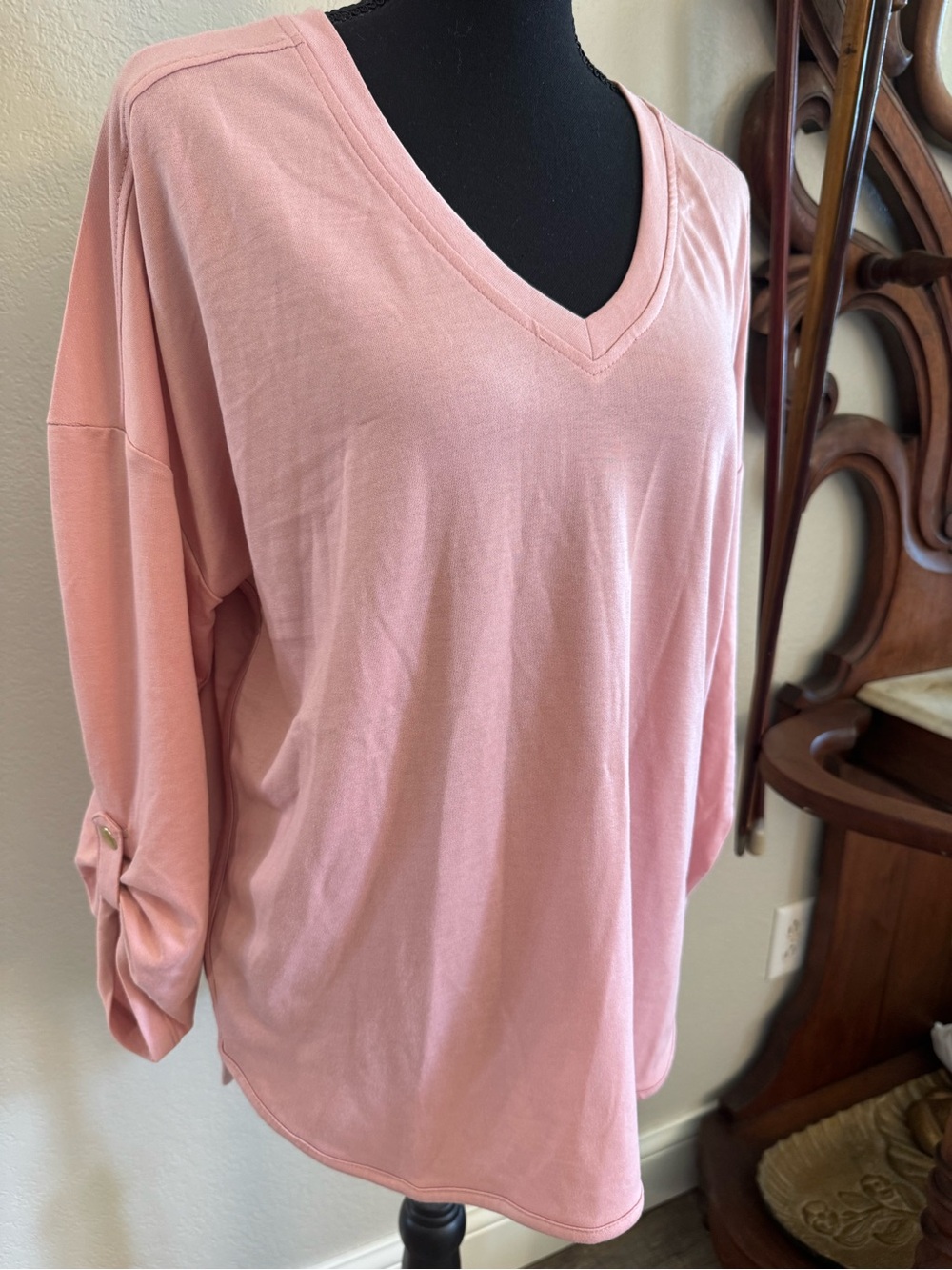 NWT Cupio Women's V-Neck Tunic in Dusty Rose medium